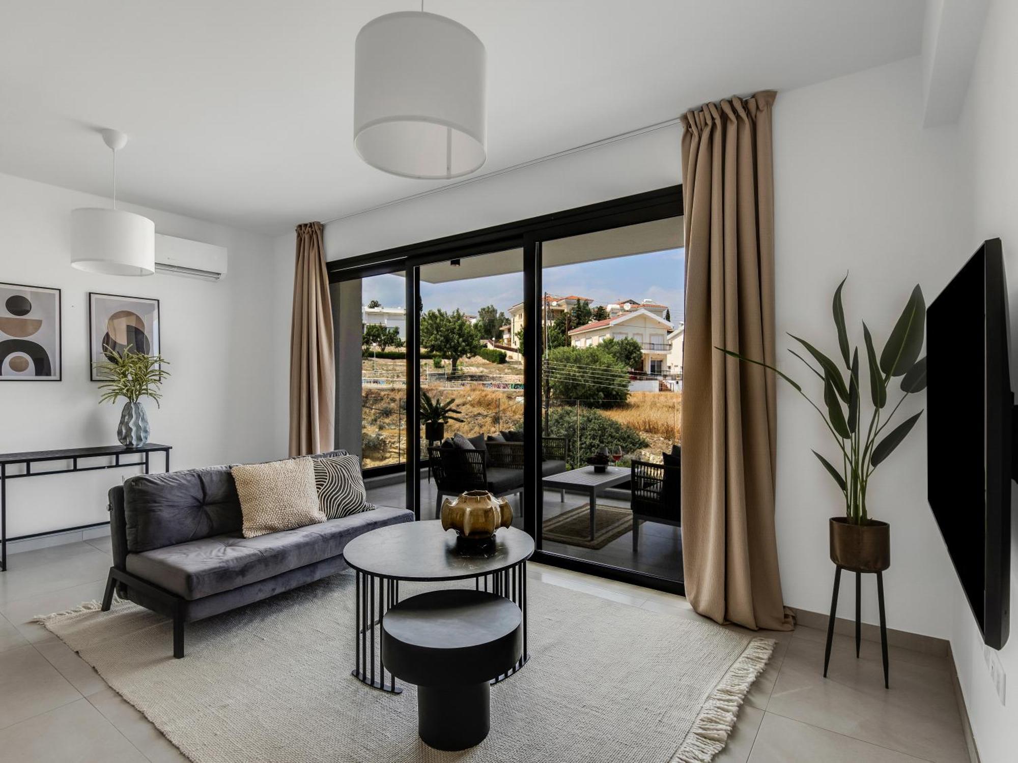 Sanders Elgio Limassol Bilik gambar