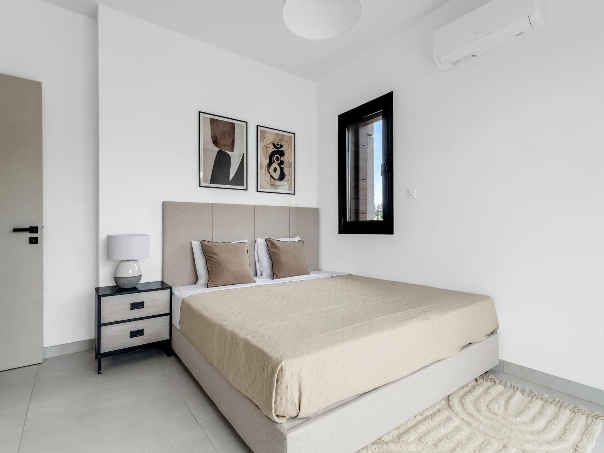 Sanders Elgio Limassol Bilik gambar